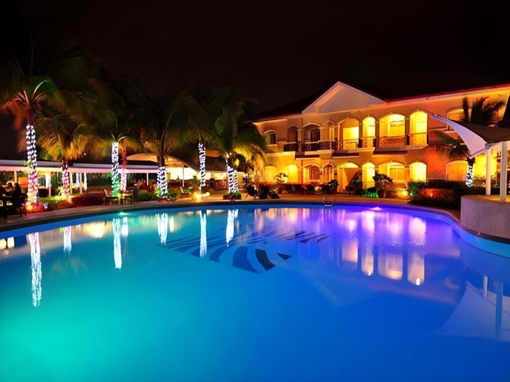 Moonbay Marina The Villas Olongapo Exteriér fotografie