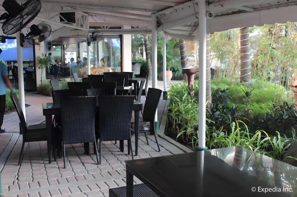 Moonbay Marina The Villas Olongapo Exteriér fotografie