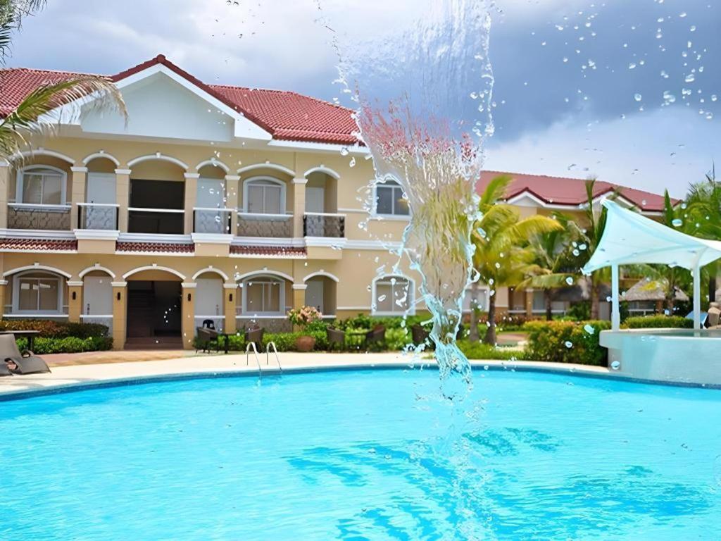 Moonbay Marina The Villas Olongapo Exteriér fotografie