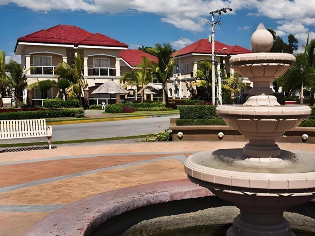 Moonbay Marina The Villas Olongapo Exteriér fotografie