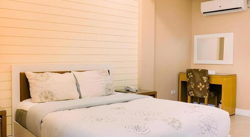Moonbay Marina The Villas Olongapo Exteriér fotografie