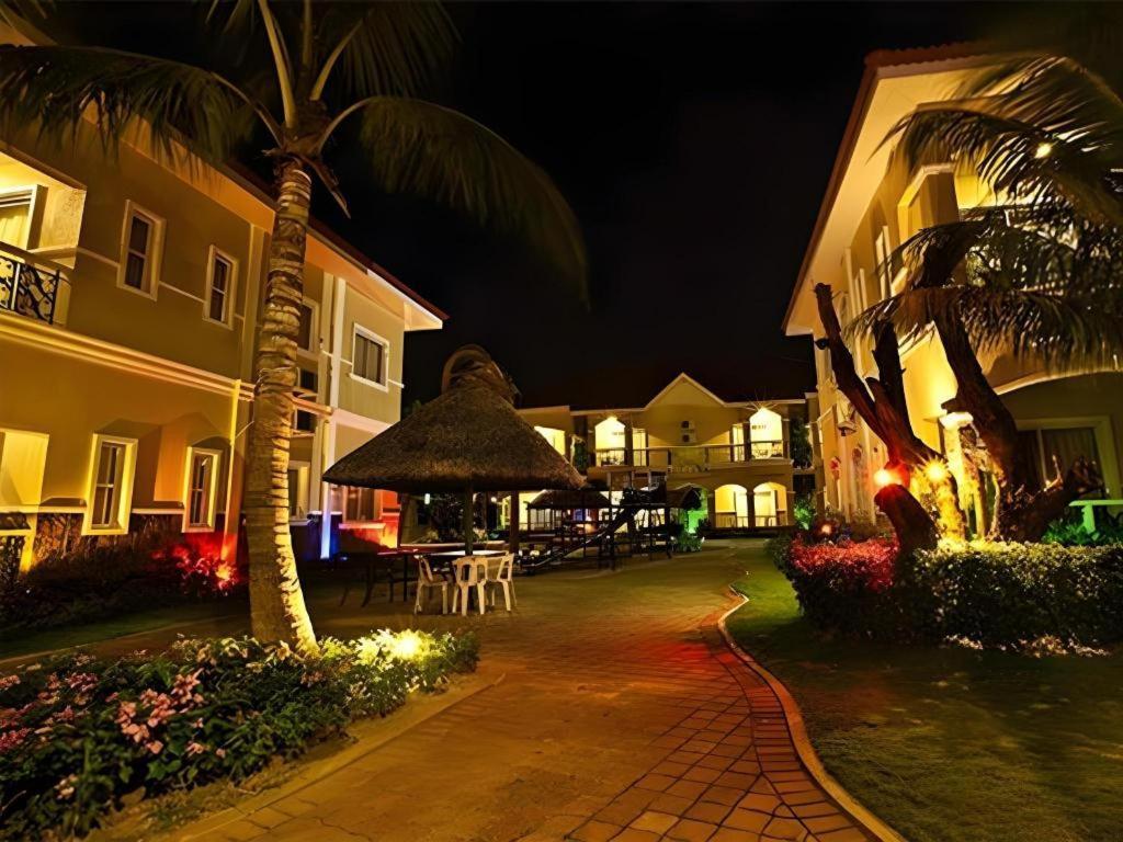 Moonbay Marina The Villas Olongapo Exteriér fotografie